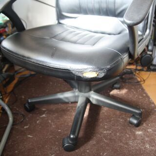 オフィスチェア デスクチェア 社長椅子の画像