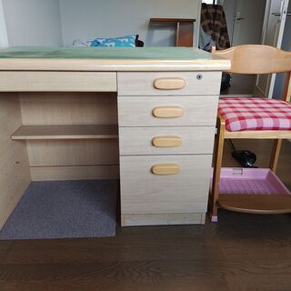 学習机譲ります。