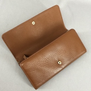 MK MichaelKors マイケルコース エンボスレザーキャメルブラウン長財布 の画像