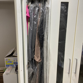 ニトリ　クローゼット　洋服たんすの画像