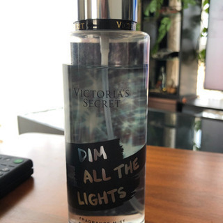 victoria’s secret DIM ALL THE LI...