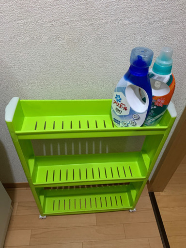 洗面横　キッチンなどの収納グリーン