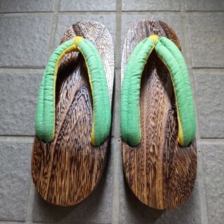 【新品・美品】下駄   ２４cm