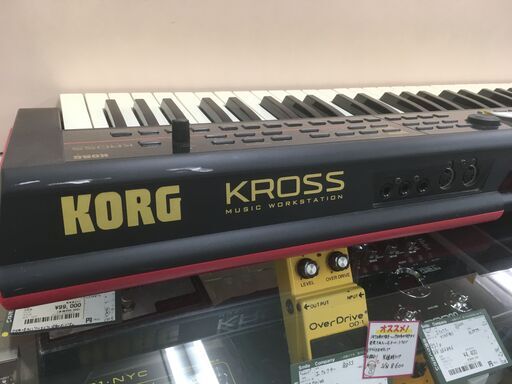 【シンセイザー】KORG (コルグ) キーボードシンセサイザー KROSS-61 (クロス 61鍵盤)：ブラック