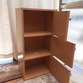 A4ファイルBox3段（扉付き）の画像