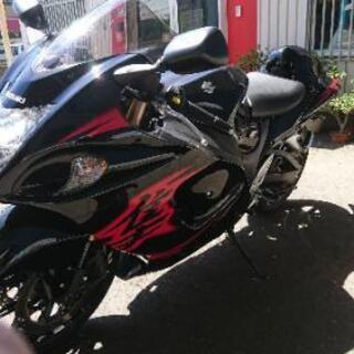 スズキGSX1300R隼

