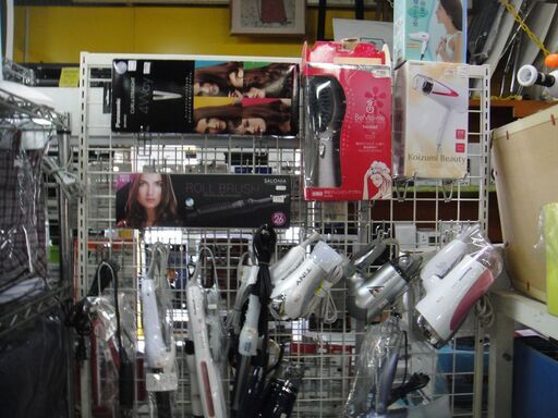ドライヤー・ヘアアイロン各種　メーカー・価格いろいろ