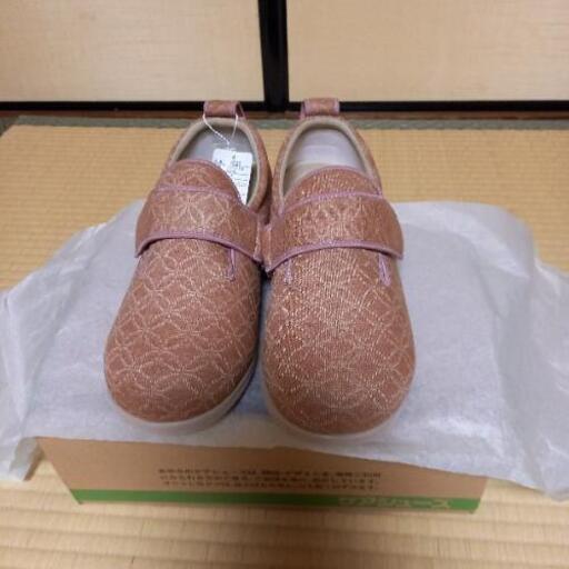 介護シューズ　　ピンク