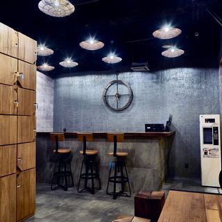 【ジムスタッフ】高級感溢れるお洒落なジムで働いてみませんか？社員雇用◎未経験◎の画像