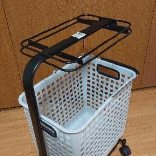 【決まりました】あげます  キャスター付き洗濯かごの画像