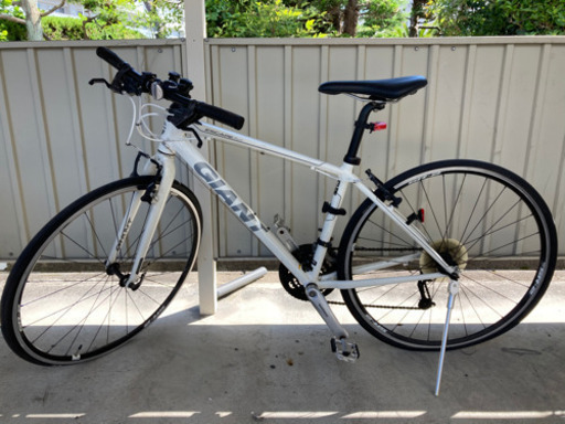 【お取引者決定】GIANT 訳ありESCAPE RX3(ホワイト)