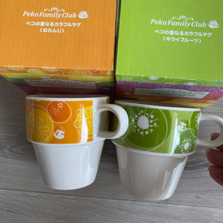 ペコの重なるカラフルマグ