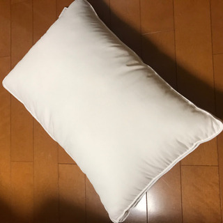 ニトリ　ホテルスタイルマクラ