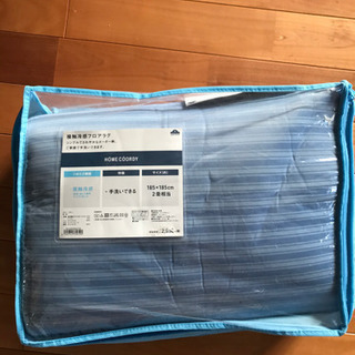 接触冷感フロアラグ　新品未使用