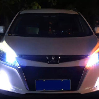 流れるLEDシーケンシャルウィンカー　デイライト
