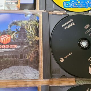 PS1　パチスロソフト３枚とコントローラーの画像