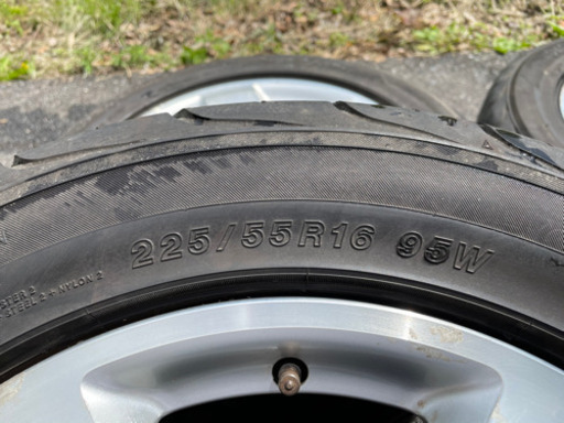 ベンツ純正タイヤ