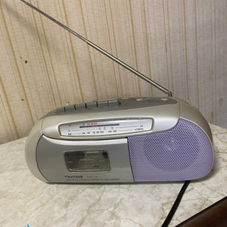 ポータブルラジオ