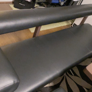ダイニングソファー　足つき2つ
