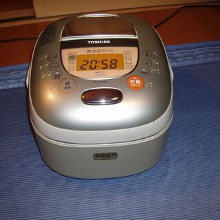 東芝　真空圧力IH炊飯ジャー　　RC-VS10K  ５，５合