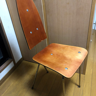 サザビーの椅子
