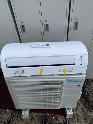 10畳用ルームエアコン　DAIKIN 2019年製　スゴ暖搭載モデル
