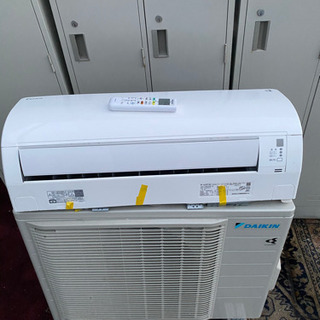 10畳用ルームエアコン　DAIKIN 2019年製　スゴ暖搭載モデル