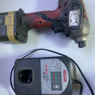 電気ドリル　12V