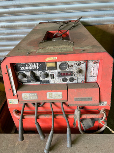 デンヨー　エンジン溶接機 発電機  防音型
