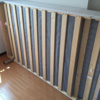 IKEA 脚付きマットレス　セミダブル