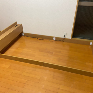 シングルベッドフレーム