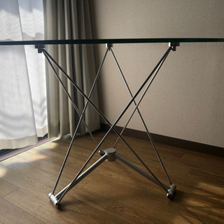 【受付終了】ダイニングテーブル（ガラス）の画像