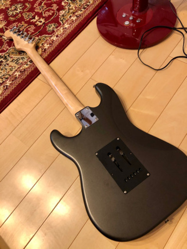 エレキギター　Squier fat スタンダードストラトキャスター❗️希少カラー❗️
