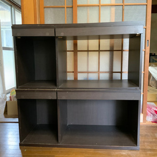 ディスプレイ本棚の画像