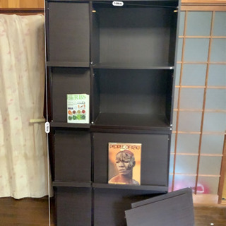 ディスプレイ本棚の画像