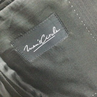 Men’s Circle メンズスーツの画像