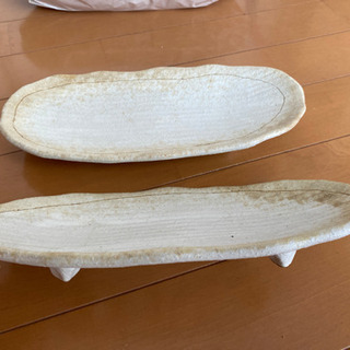 30センチ和皿×3枚、脚付皿×2枚の画像