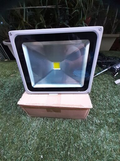 LEDライト　50W　①