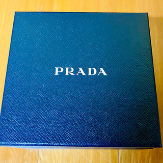 スマートフォンPRADA