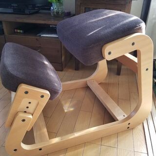 ⭐スレッドチェア　学習椅子　パソコン作業　姿勢が良くなる椅子ブラウン　