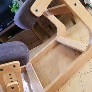 ⭐スレッドチェア　学習椅子　パソコン作業　姿勢が良くなる椅子ブラウン　の画像