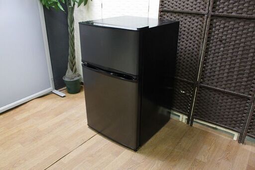 ｈマクスゼン ガンメタリック2ドア冷凍冷蔵庫 90L JR090ML01GM 2020年製 maxzen 冷蔵庫 店頭引取大歓迎♪ R3505)