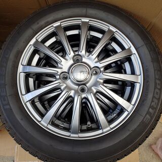 14㌅ホイール付きスタッドレスタイヤ　４本（155/65R14　750）の画像