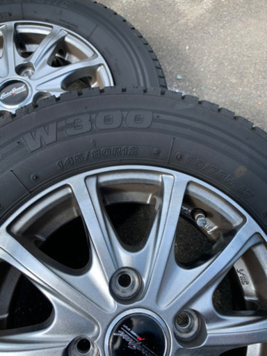 ブリヂストン　スタッドレスW300 アルミ付き