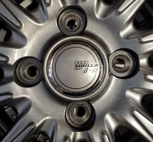 14㌅ホイール付きスタッドレスタイヤ　４本（155/65R14　750）