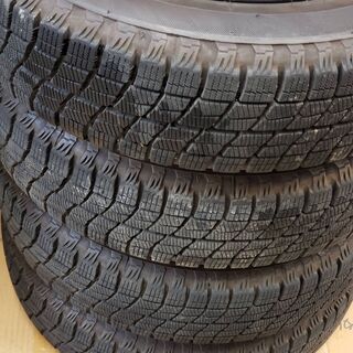 14㌅ホイール付きスタッドレスタイヤ　４本（155/65R14　750）の画像
