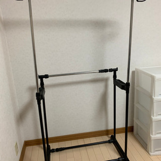 ハンガーラック　黒