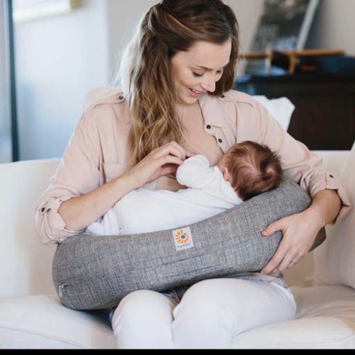 エルゴ　ナーシングピロー　授乳クッション　グレー