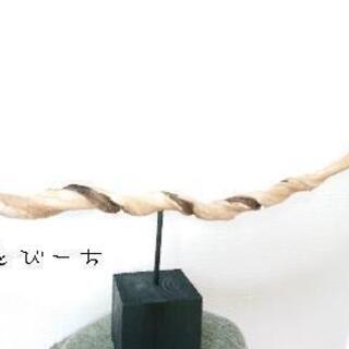 流木オブジェ ホテルフロント