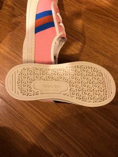 GUCCIグッチ　キッズ　子供　靴　スニーカー　未使用